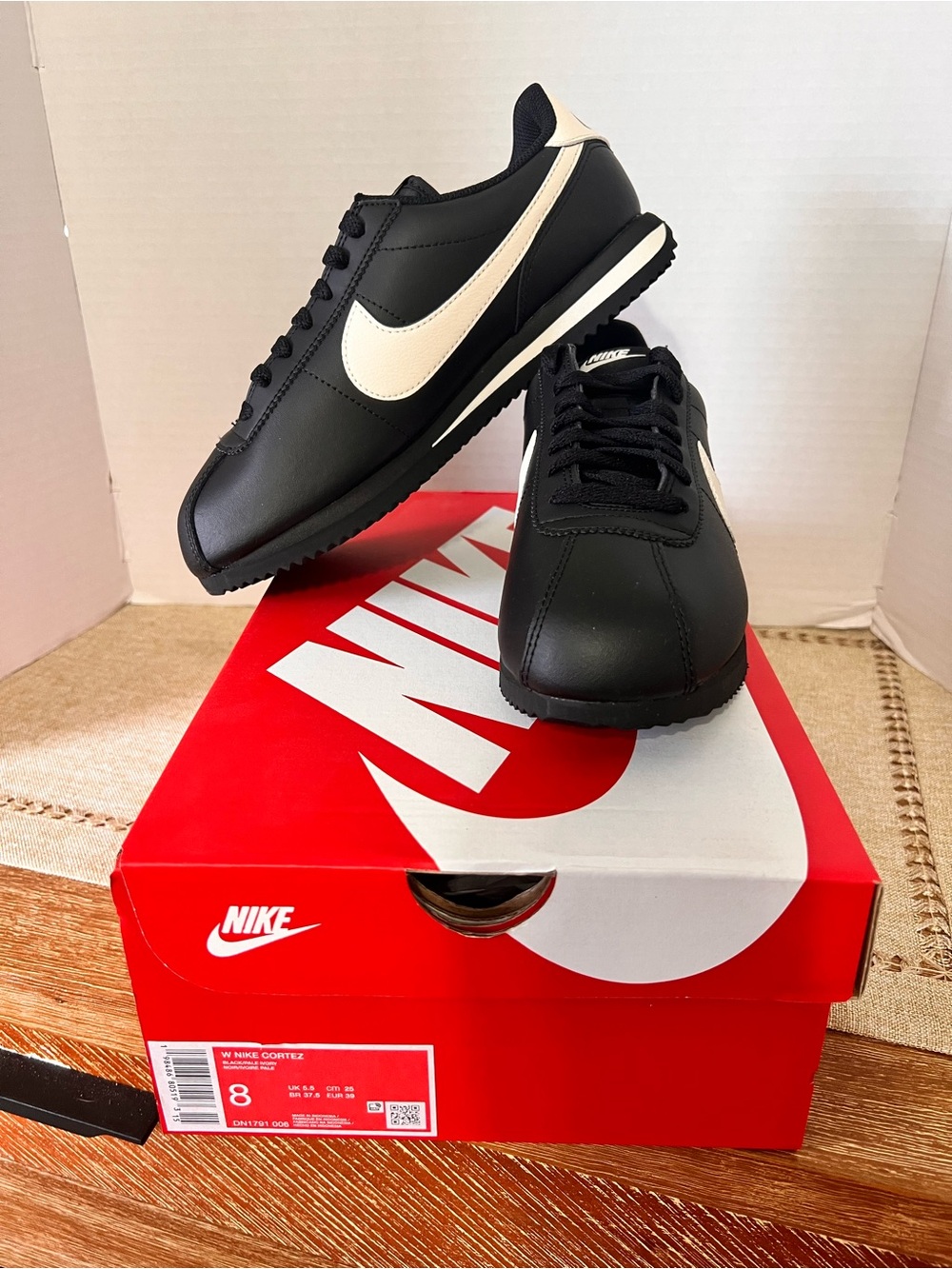 Nike Women Classic Cortez Leather Sneakers - Black/White